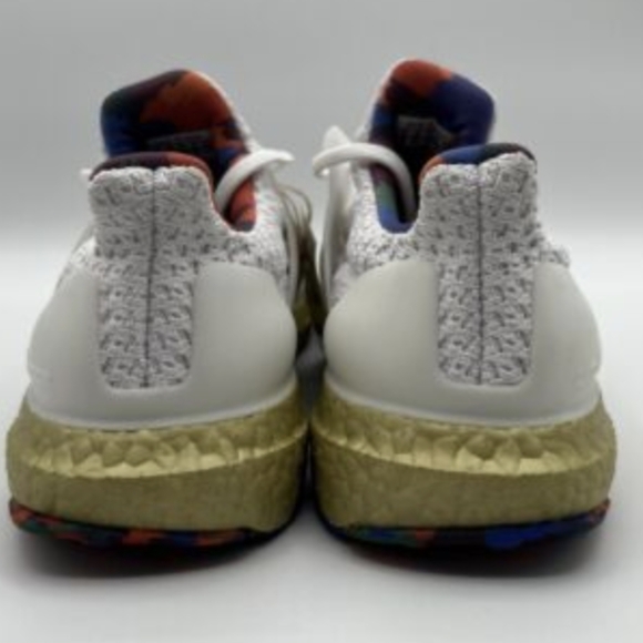 Adidas Women’s Ultraboost 5.0 DNA Running Shoes Size 8.5 MSRP $99.99 Like New - Picture 5 of 6